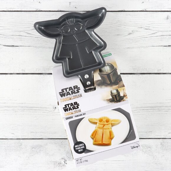 Star Wars The Mandalorian Grogu Pancake Set - Picture 1 of 6